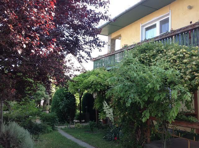 Grill Garten Vendeghaz Hotel Keszthely Exterior foto