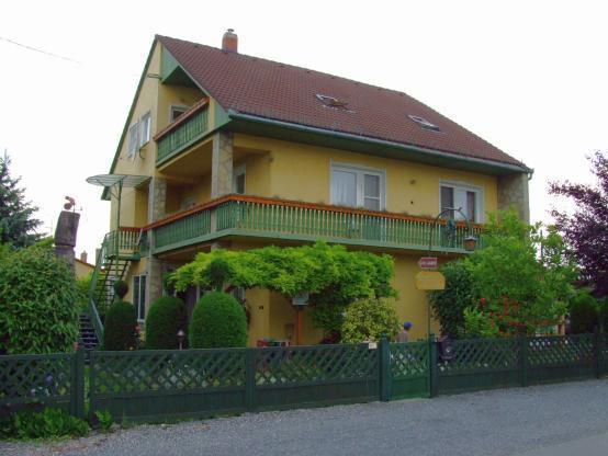 Grill Garten Vendeghaz Hotel Keszthely Exterior foto